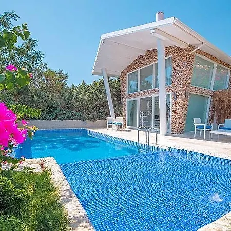 Likya Pavilion 3* Kalkan
